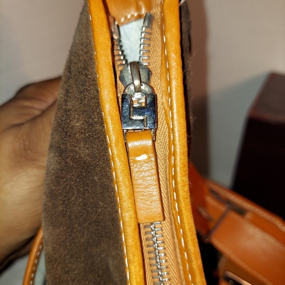 Lambertson Truex Women's Structured Leather/Suede Strap Hand Bag - Picture 7 of 12